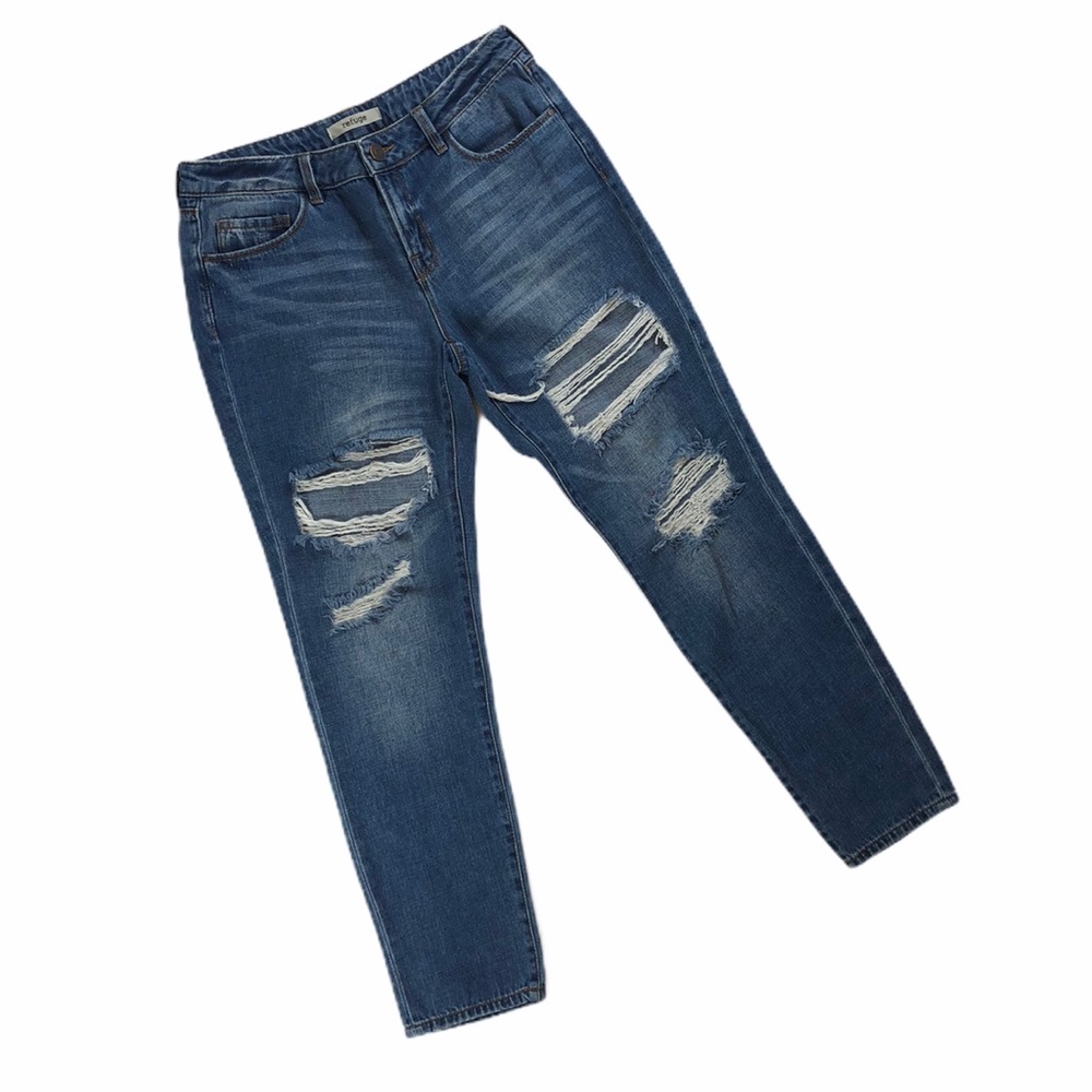 REFUGE Medium Wash Factory Distressed Denim SZ 6